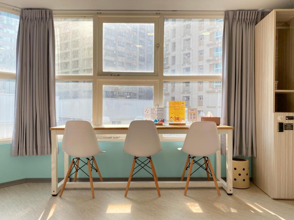 Flyinn Hostel Kaohsiung Eksteriør billede